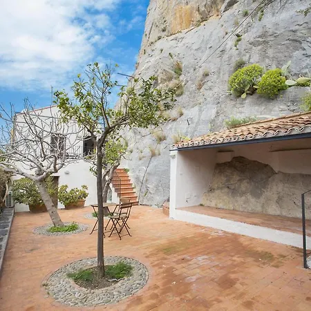Appartamento Discover Apartments - Cefalu